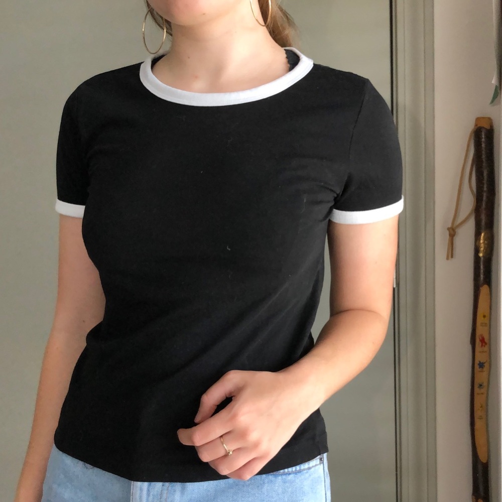 Basic Black Fitted Baseball Tee